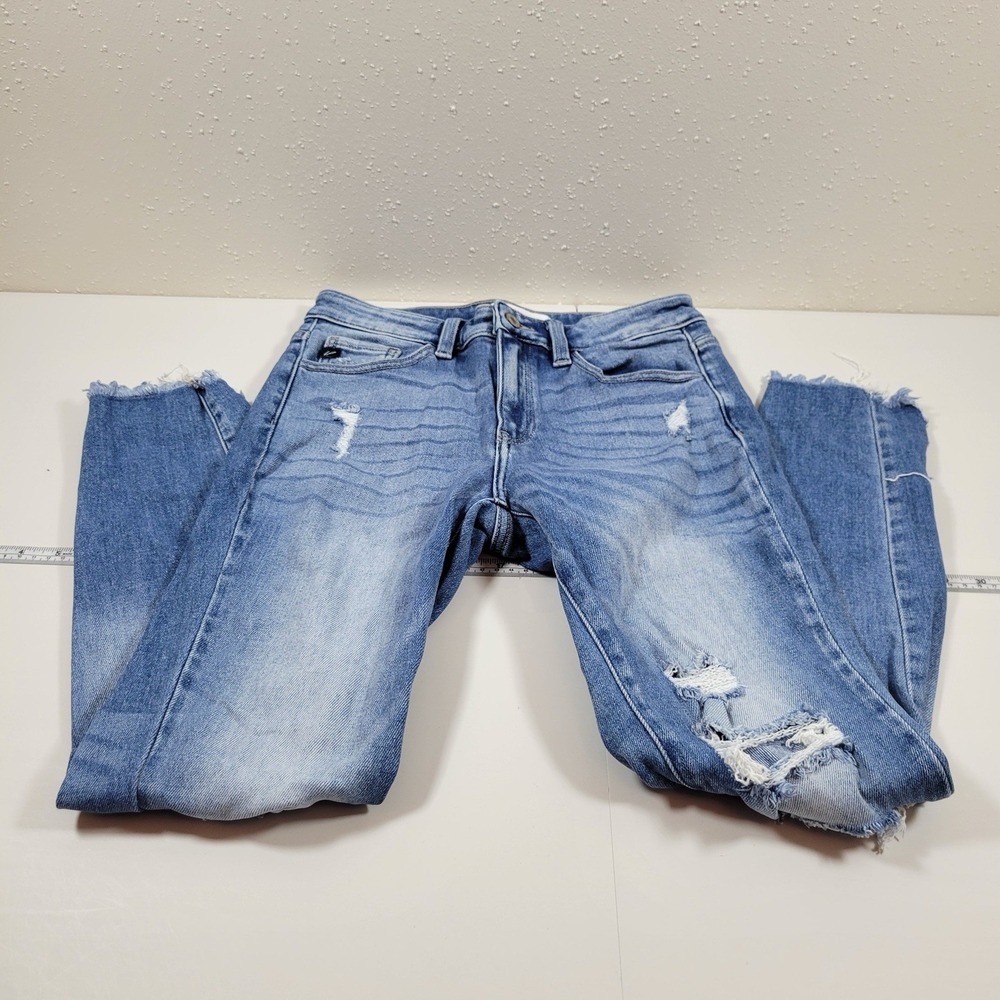 KanCan Women's Jeans Estilo Distressed Raw Hem Size 7/27 Blue